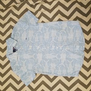 Boys M Vineyard Vines Whale Shirt. Like new condition. Smoke free home.